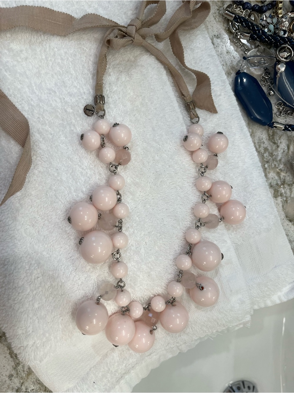 Pink Cluster Bead Necklace.